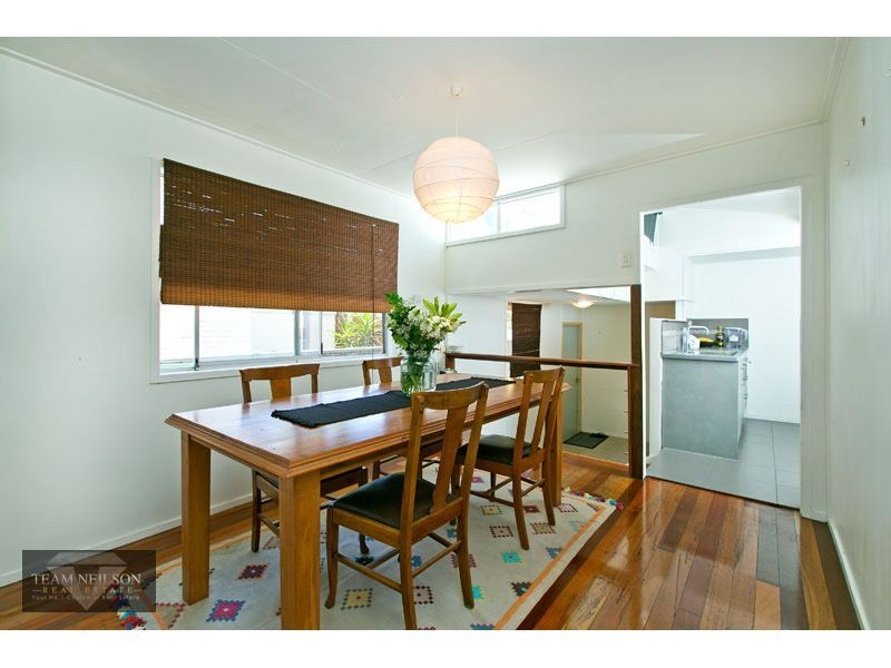 92 Thomas Street, Birkdale QLD 4159