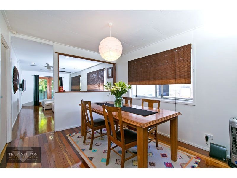 92 Thomas Street, Birkdale QLD 4159