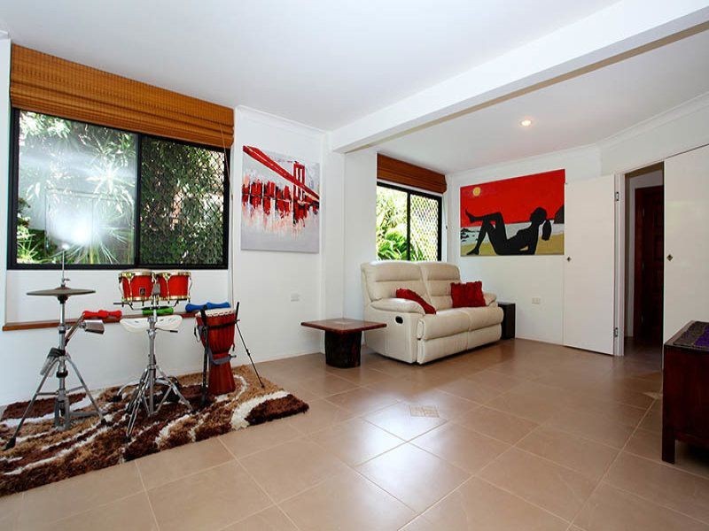 23 Firthshire Street, Mansfield QLD 4122