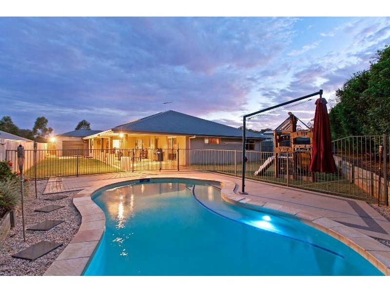 29 Denham Bvld, Redland Bay QLD 4165