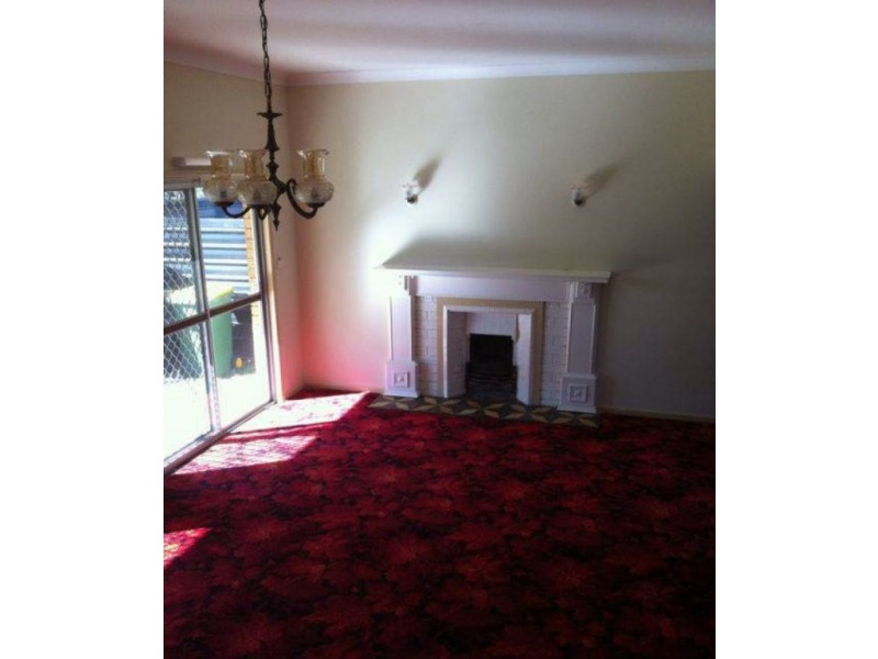 71 Banana Street, Redland Bay QLD 4165