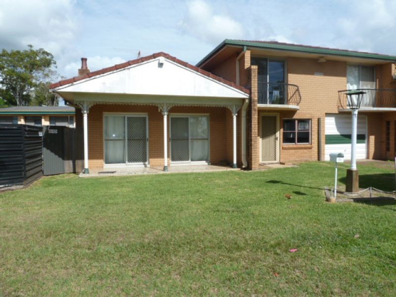 71 Banana Street, Redland Bay QLD 4165