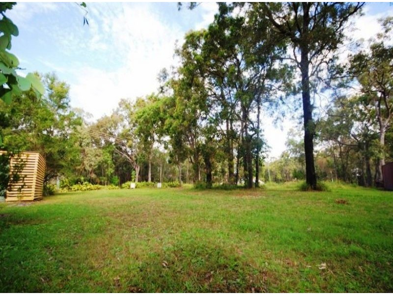 5 Pindarri St, Lamb Island QLD 4184