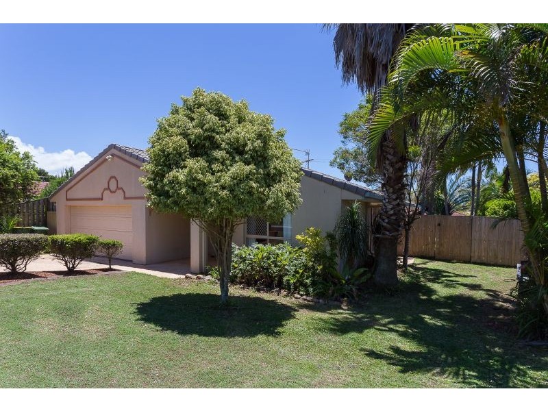 56 Pinelands Cct, Redland Bay QLD 4165