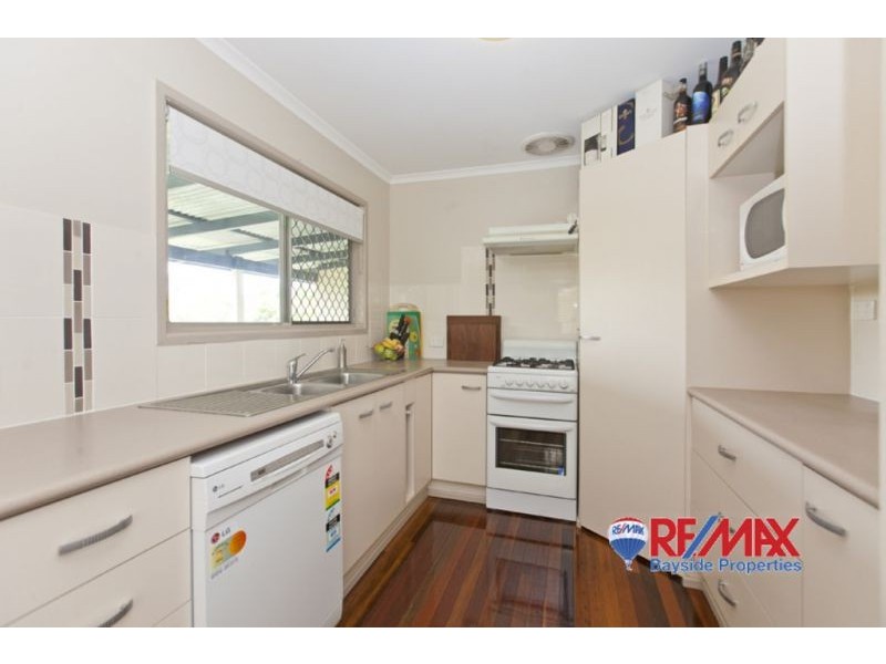 27 Kunden Street, Thorneside QLD 4158