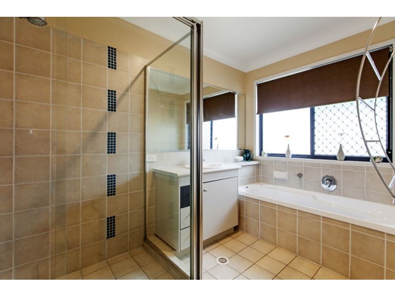 2 Jeff St, Thornlands QLD 4164