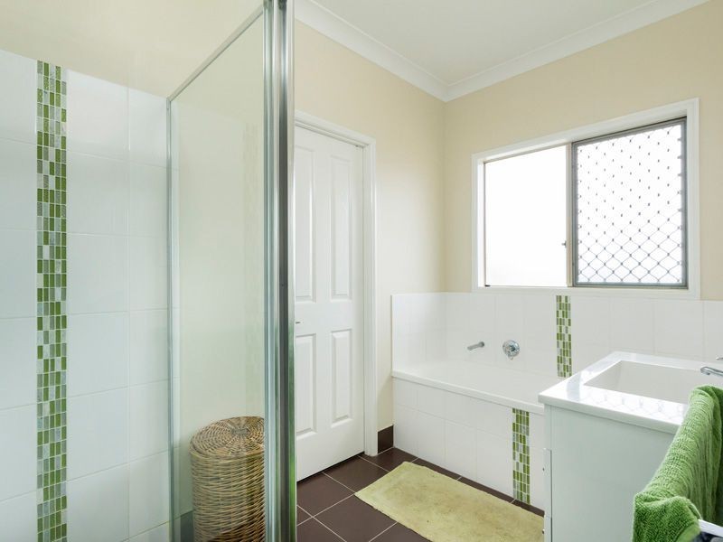 2 Willandra Cr, Waterford QLD 4133