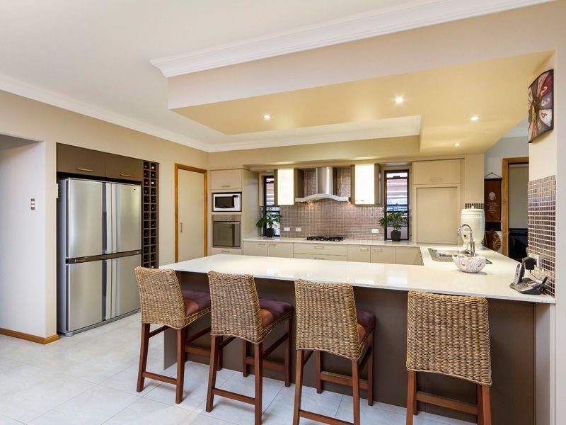 9 Baylink Dr, Redland Bay QLD 4165