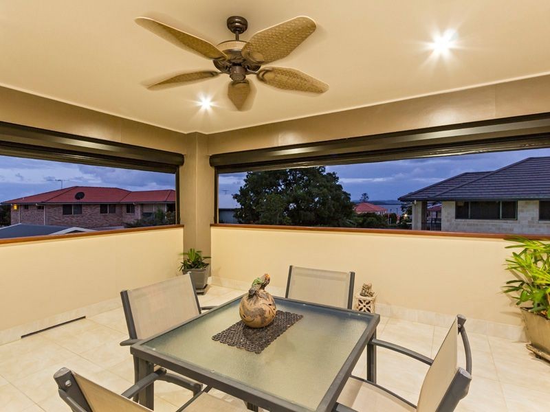 9 Baylink Dr, Redland Bay QLD 4165