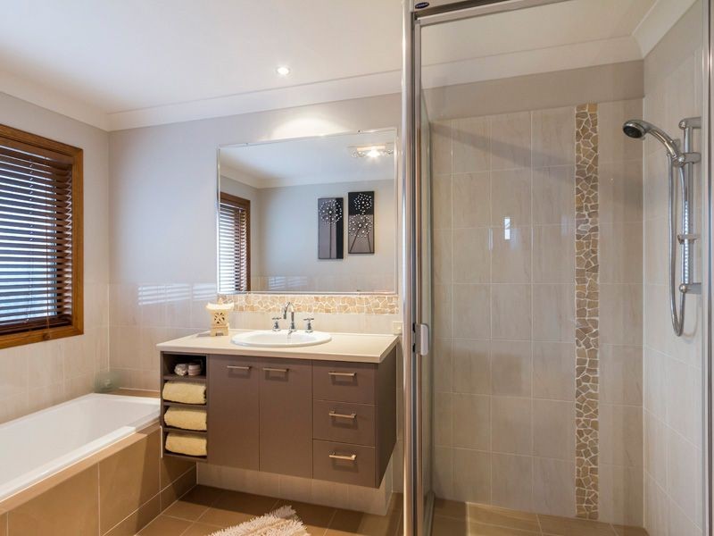 9 Baylink Dr, Redland Bay QLD 4165