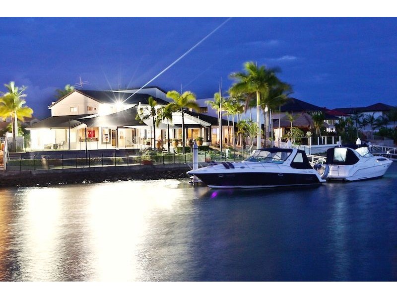 14 Carling Crt, Raby Bay QLD 4163