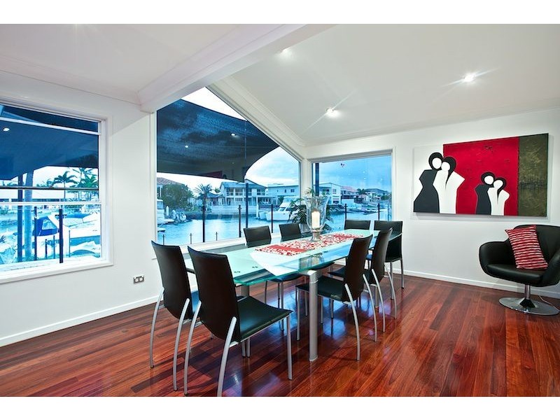 14 Carling Crt, Raby Bay QLD 4163