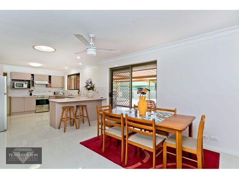 43 Whitehall Avenue, Birkdale QLD 4159