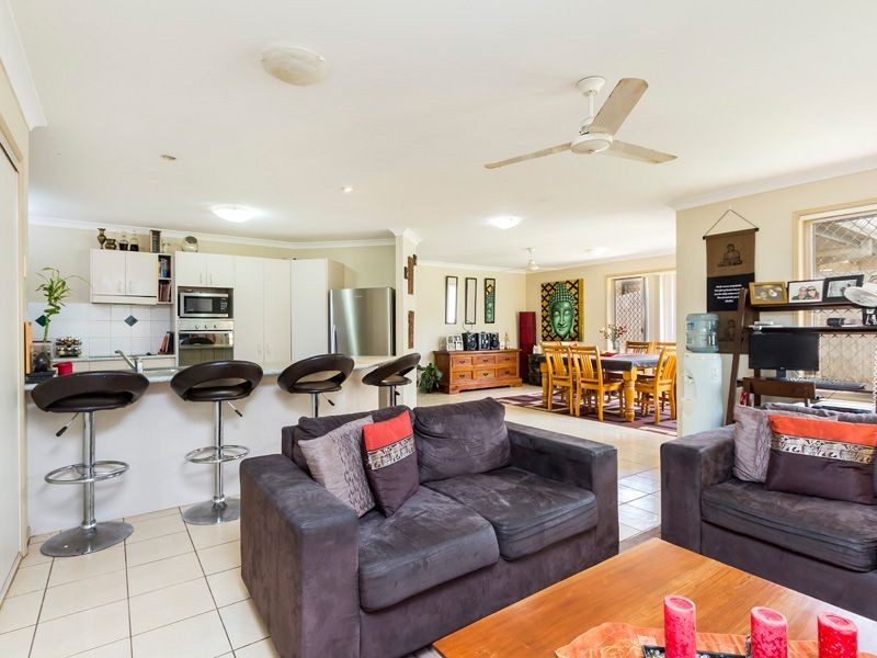 38 Bedarra Street, Redland Bay QLD 4165
