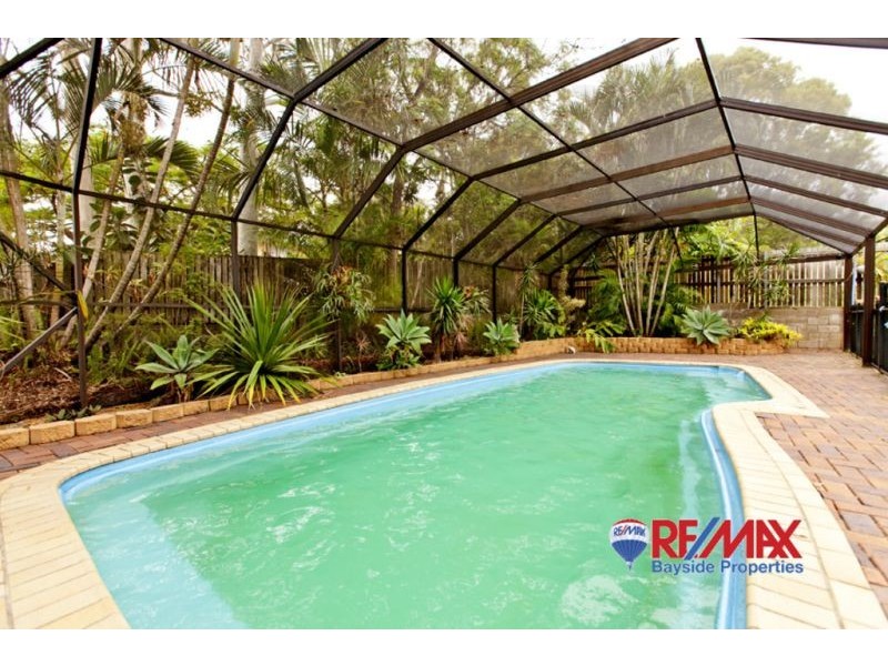 8 Henley Street, Alexandra Hills QLD 4161