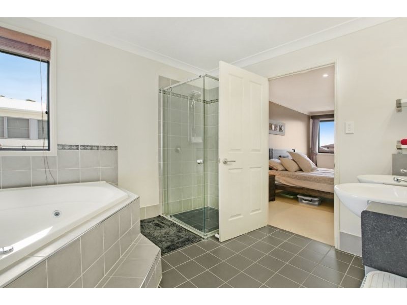 37 Ziggys Drive, Thornlands QLD 4164