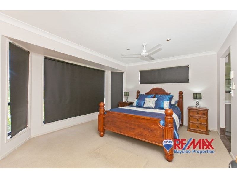 8 Highland Street, Redland Bay QLD 4165