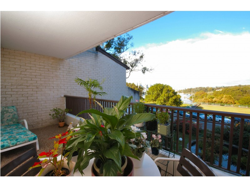 9/34-36 Woolcott Street, Waverton NSW 2060