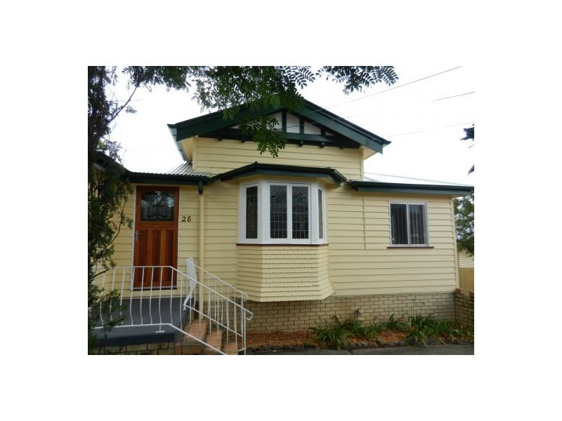 28 Stanley Road, Seven Hills QLD 4170