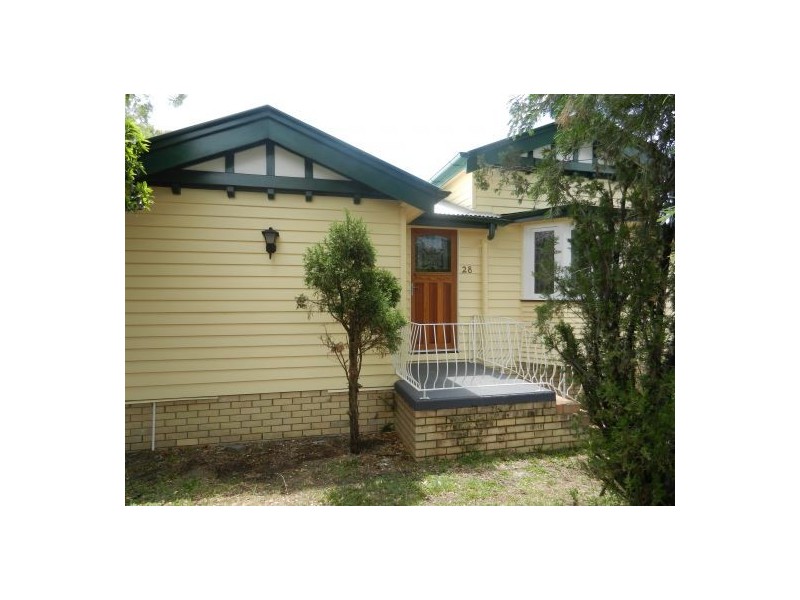 28 Stanley Road, Seven Hills QLD 4170