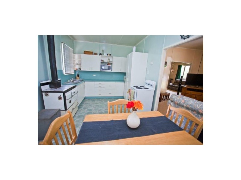 12 Russell, Chinchilla QLD 4413