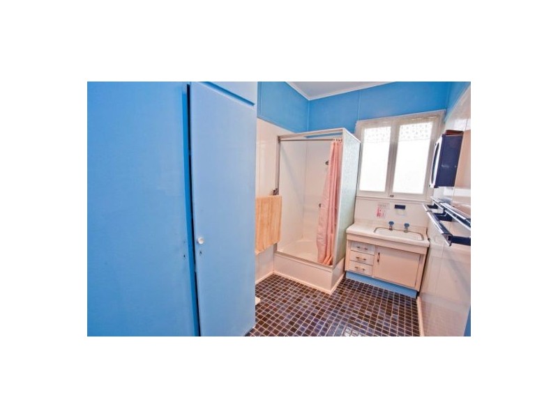 12 Russell, Chinchilla QLD 4413