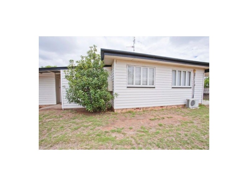 12 Russell, Chinchilla QLD 4413