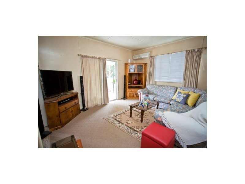 12 Russell, Chinchilla QLD 4413