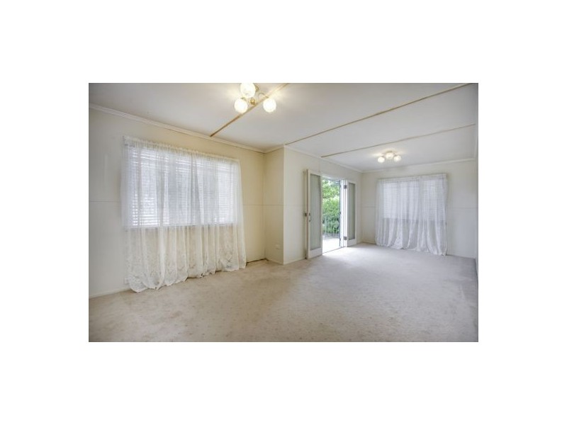 12 Kordick Street, Carina QLD 4152