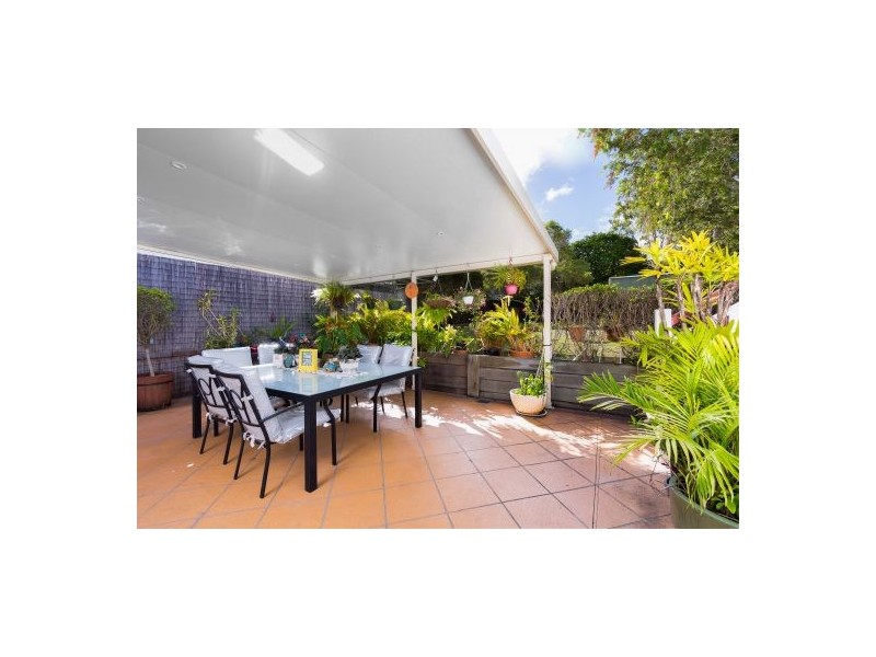 22 Mornington Crescent, Morningside QLD 4170