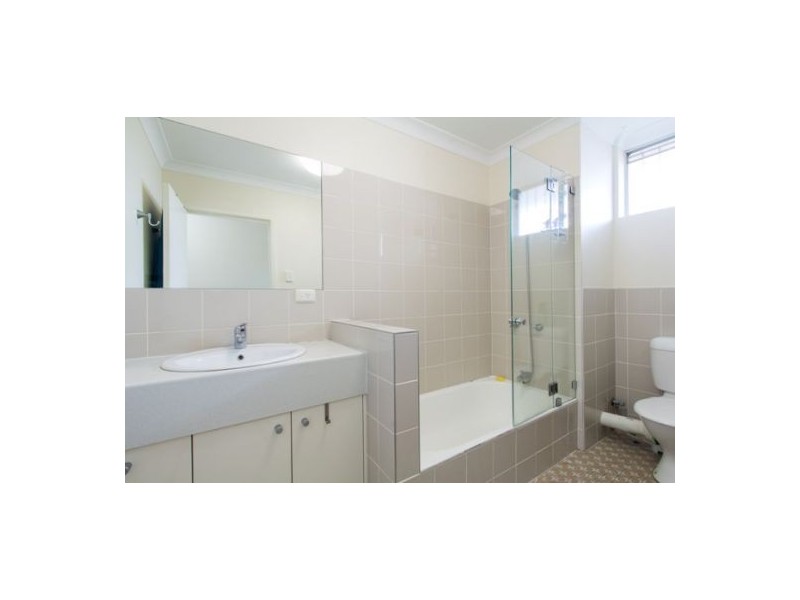 9/117 Chatsworth Rd, Coorparoo QLD 4151