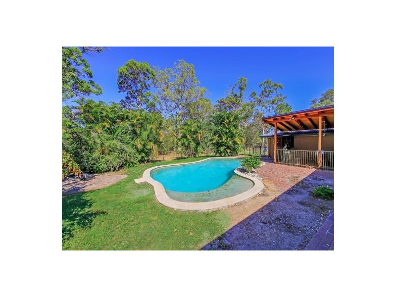 304 Bacton Road, Chandler QLD 4155