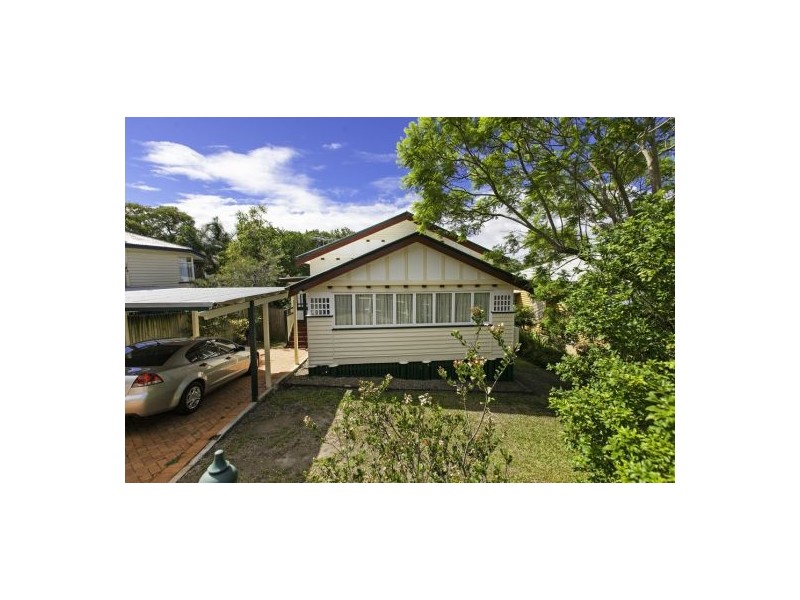 220 Chatsworth Road, Coorparoo QLD 4151