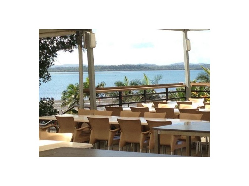 15 Tina Street, Redland Bay QLD 4165