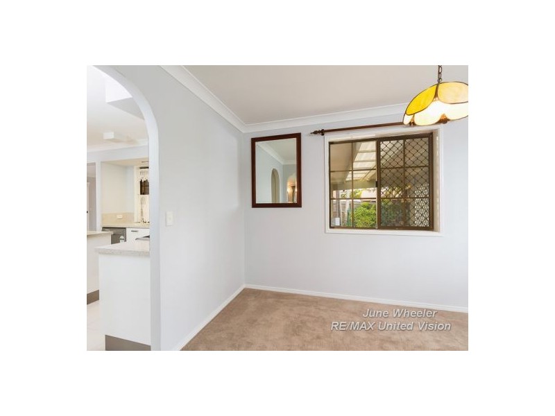 3 Kuhler Court, Carindale QLD 4152