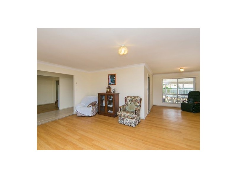 8 Aureo Court, Wellington Point QLD 4160