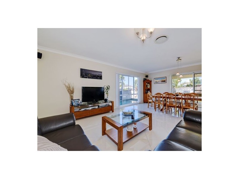 1 Warabi, North Lakes QLD 4509