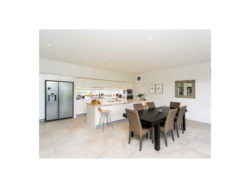 21 Macquarie Street, Wakerley QLD 4154