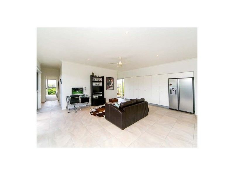 21 Macquarie Street, Wakerley QLD 4154