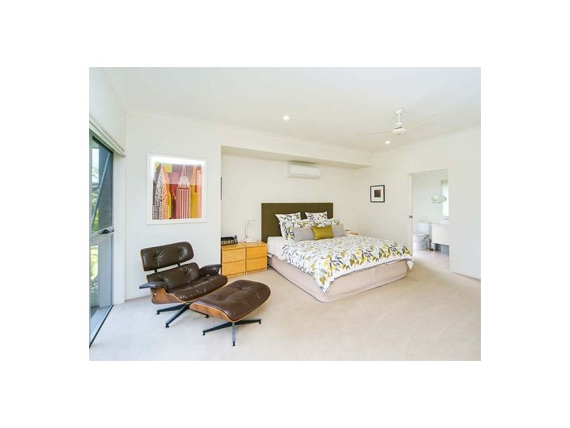 21 Macquarie Street, Wakerley QLD 4154
