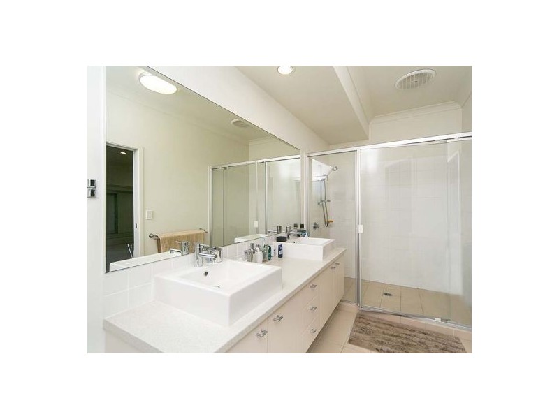 21 Macquarie Street, Wakerley QLD 4154