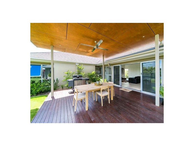 21 Macquarie Street, Wakerley QLD 4154