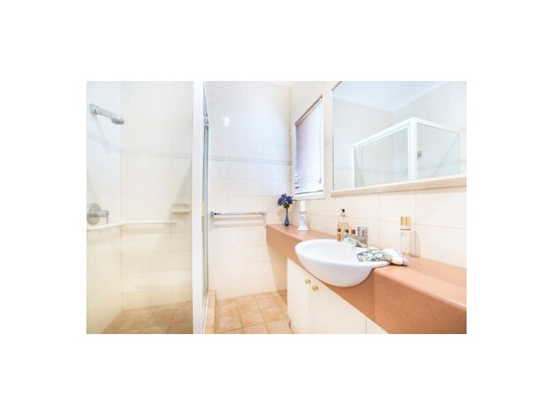 15 Oleander Place, Carindale QLD 4152