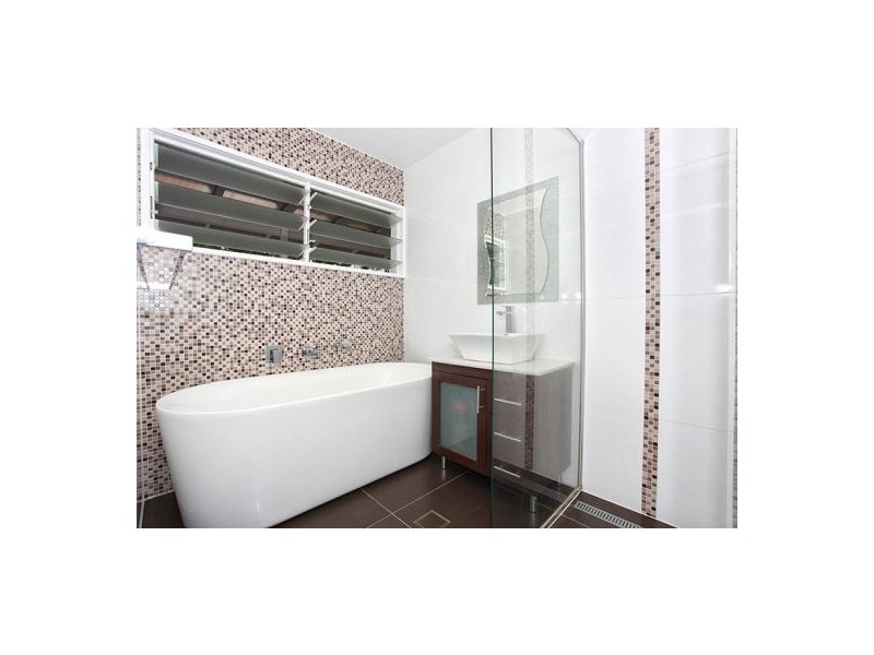 72 Amega Street, Mount Gravatt East QLD 4122