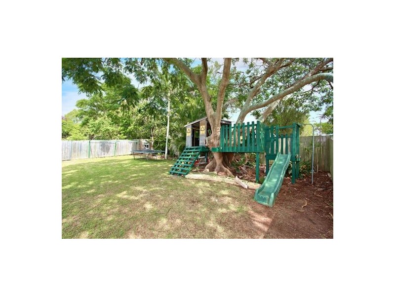72 Amega Street, Mount Gravatt East QLD 4122