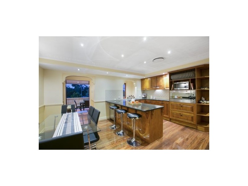 34 Breslin Street, Carina QLD 4152