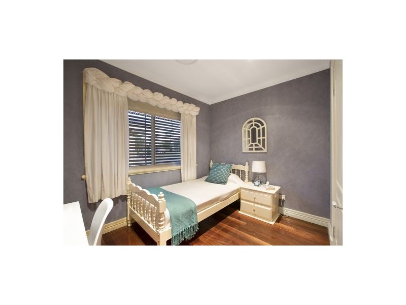 34 Breslin Street, Carina QLD 4152