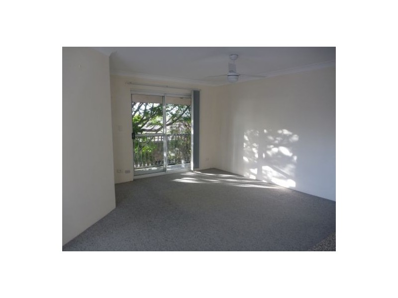 1/70 Wellington Street, Coorparoo QLD 4151