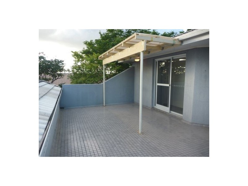 1/70 Wellington Street, Coorparoo QLD 4151