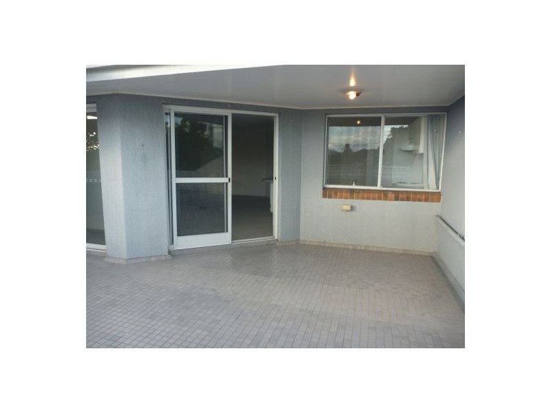 1/70 Wellington Street, Coorparoo QLD 4151